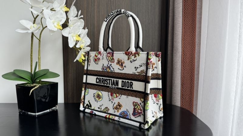 Christian Dior Shopping Bags